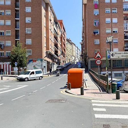 Town Hall Bilbao Bagian luar foto